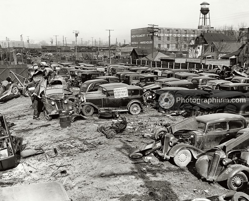 Auto graveyard. Junked autos and trucks. Detroit, Michigan. 1941-1942