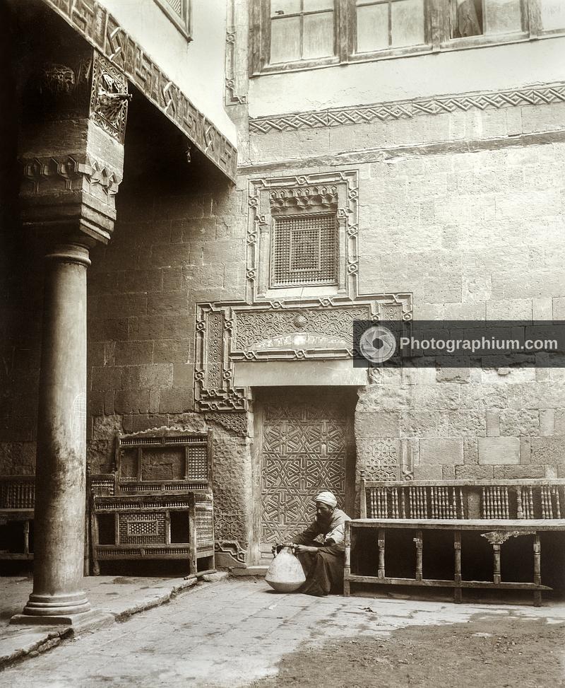The courtyard of an Arab house. Egypt. 1906